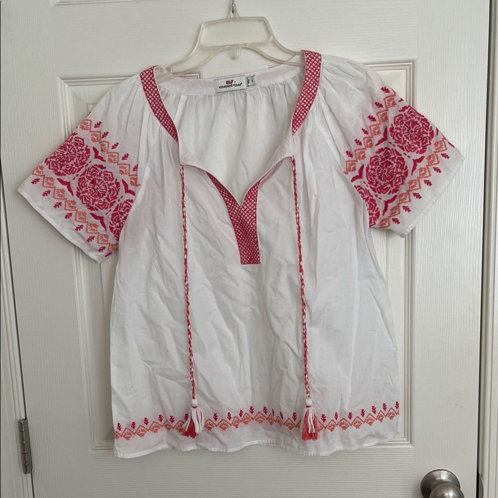 Vineyard Vines White Blouse with Hot Pink and Coral Embroidery